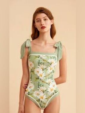 Visual Mood $139 reversible tie shoulder one-piece swimsuit green floral small